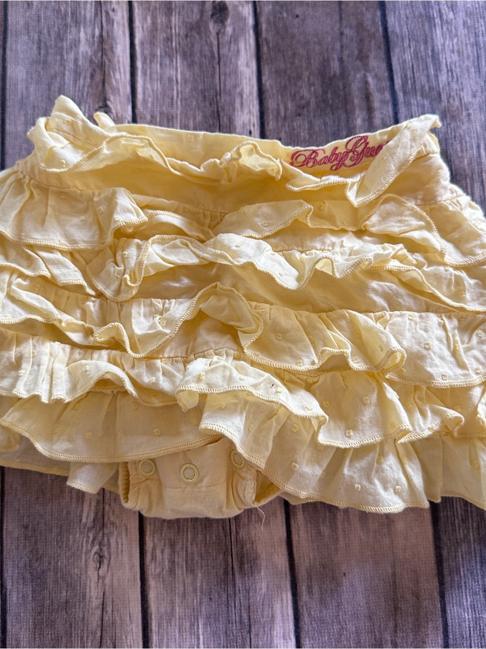 Guess yellow skort vguc 18m